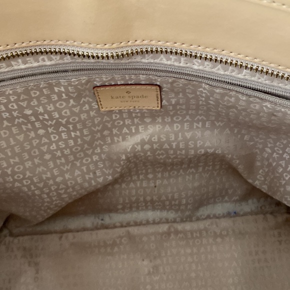 Kate Spade Tan Stripped Everyday Tote - Picture 10 of 10
